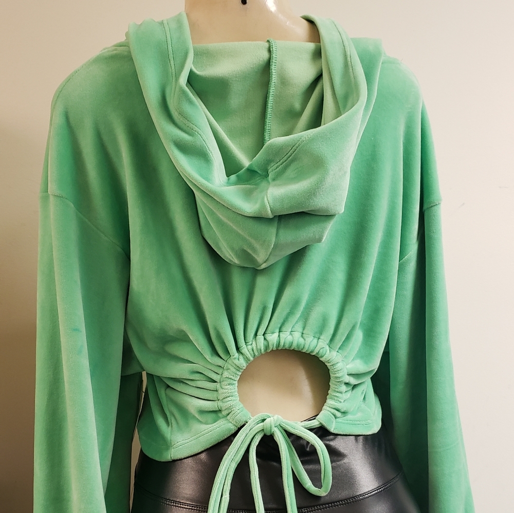 Green plus size velour hood